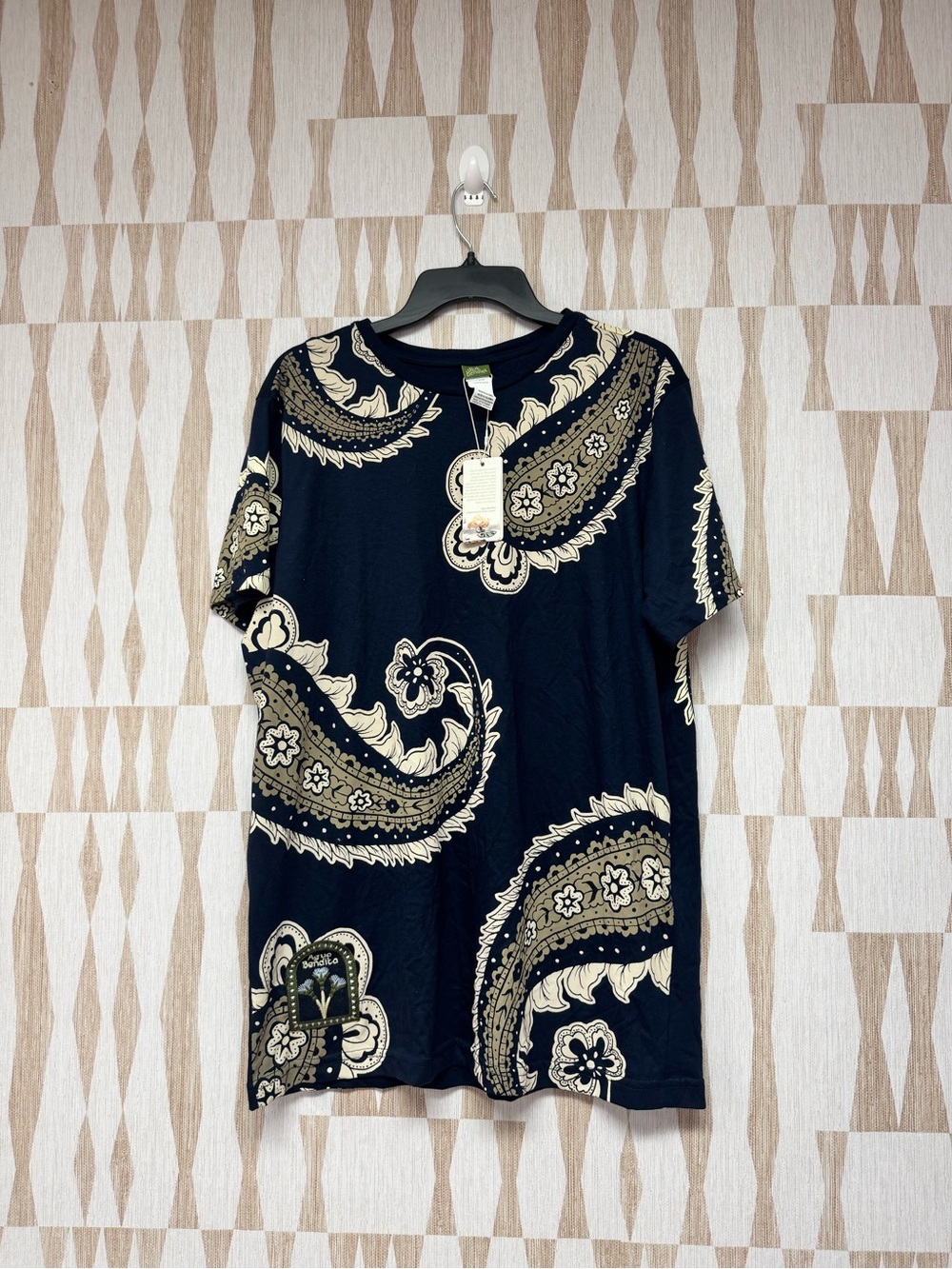 Agua bendita paisley bandana print tshirt men’s M NWT